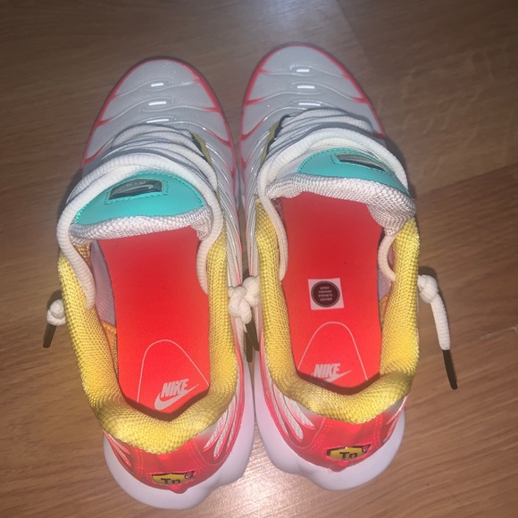 legend of her air max